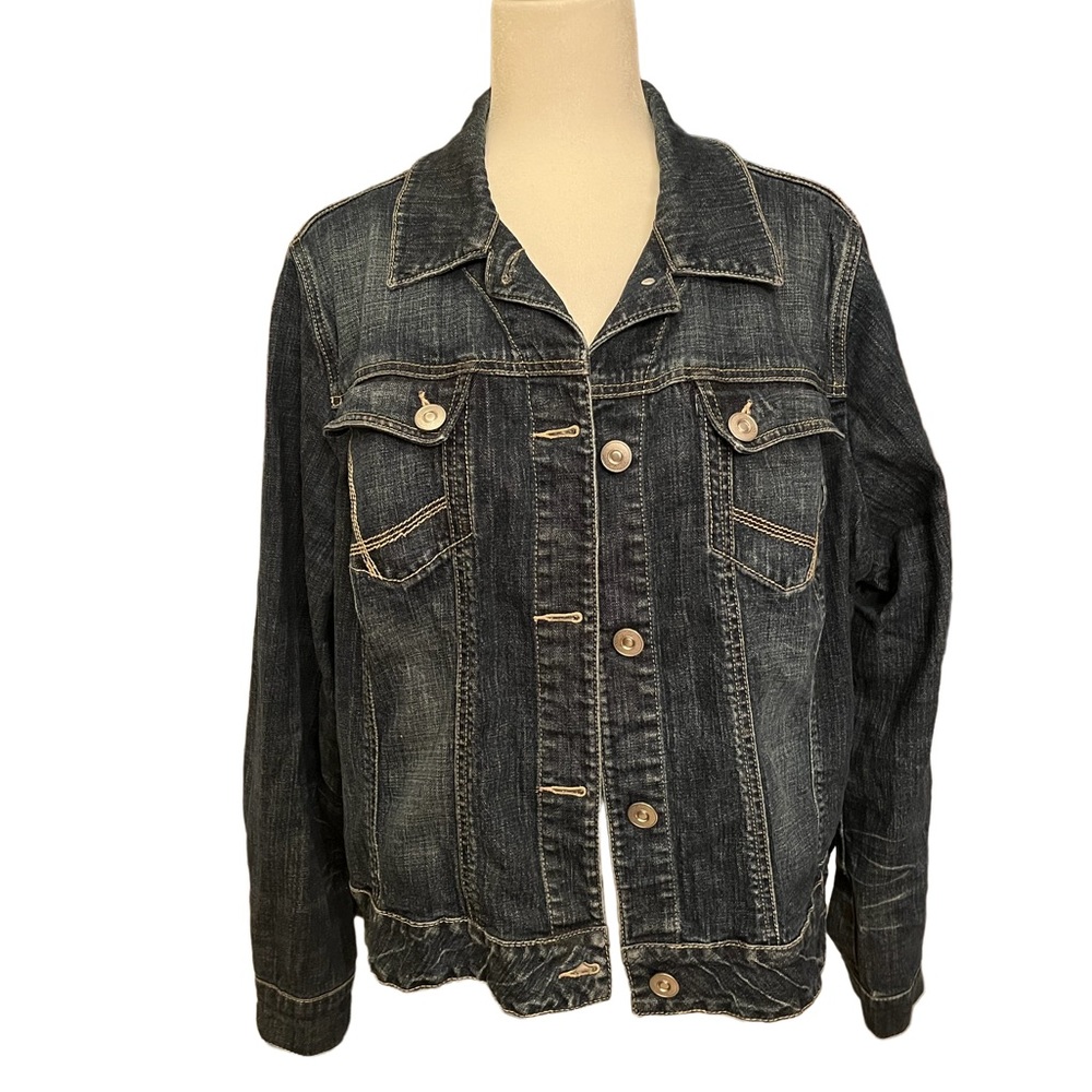 Lane Bryant brand Jean jacket. NWOT. Size 22.